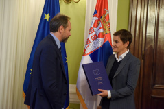 31. октобар 2024. Председница Народне скупштине са шефом делегације Европске уније у Републици Србији 